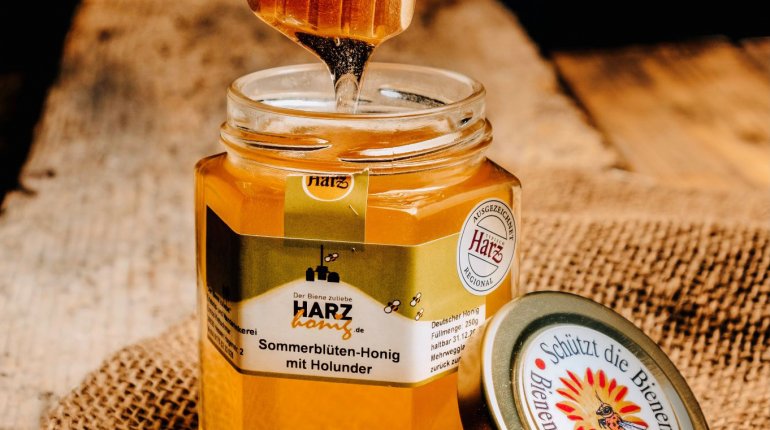 Honig: Sommerblüten-Honig mit Holunder
